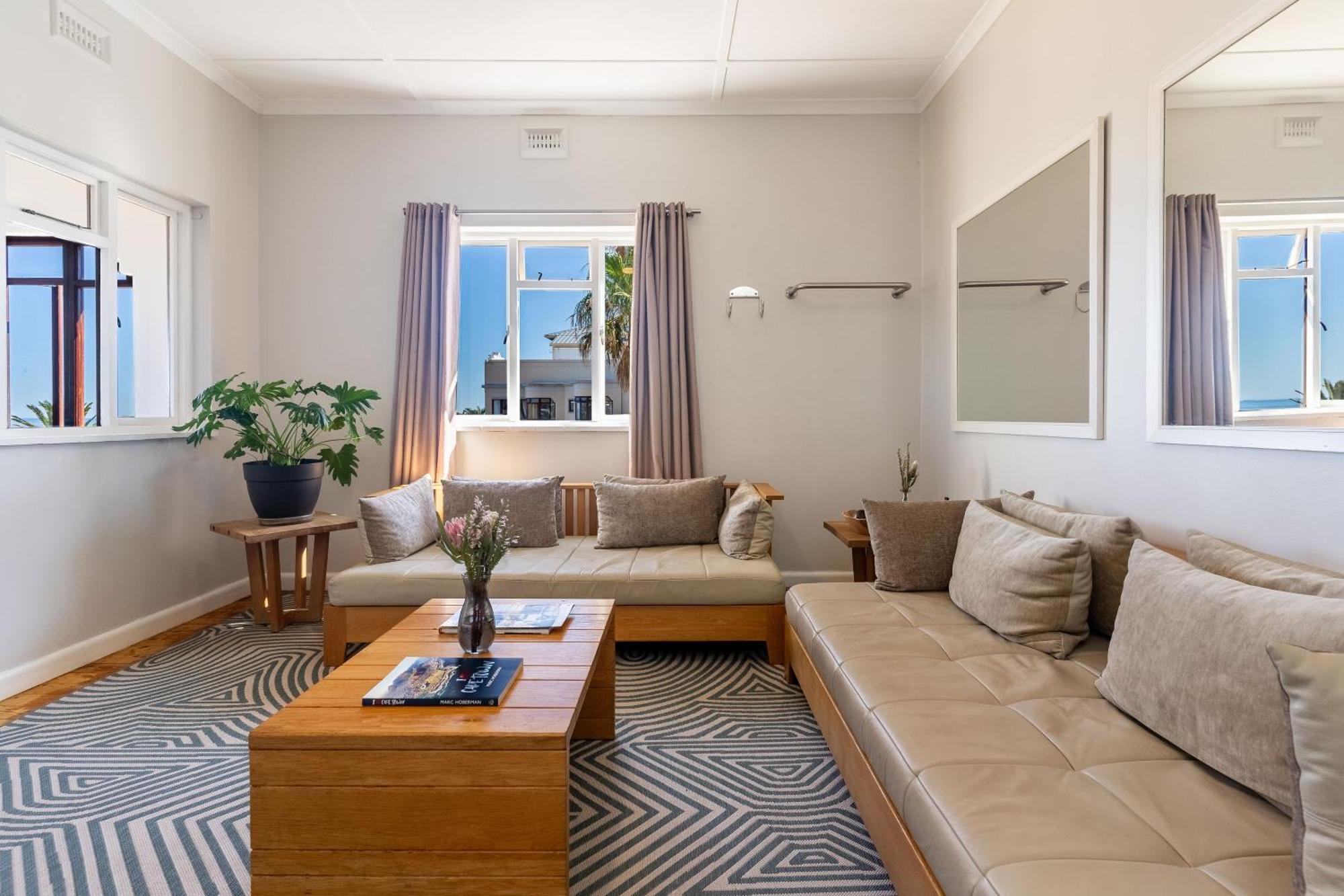 Tidal Pool Apartments - Camps Bay Kapstadt Exterior foto